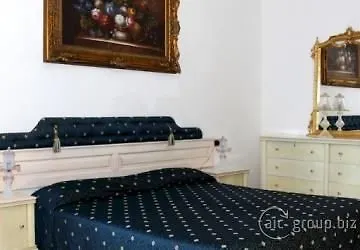 Euro Hotel איגלסיאס