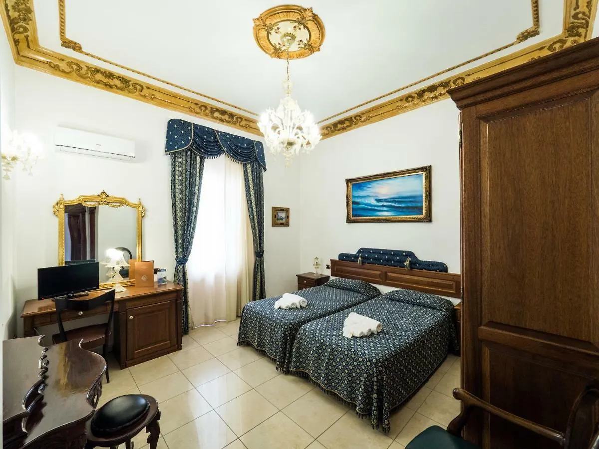 Euro Hotel איגלסיאס