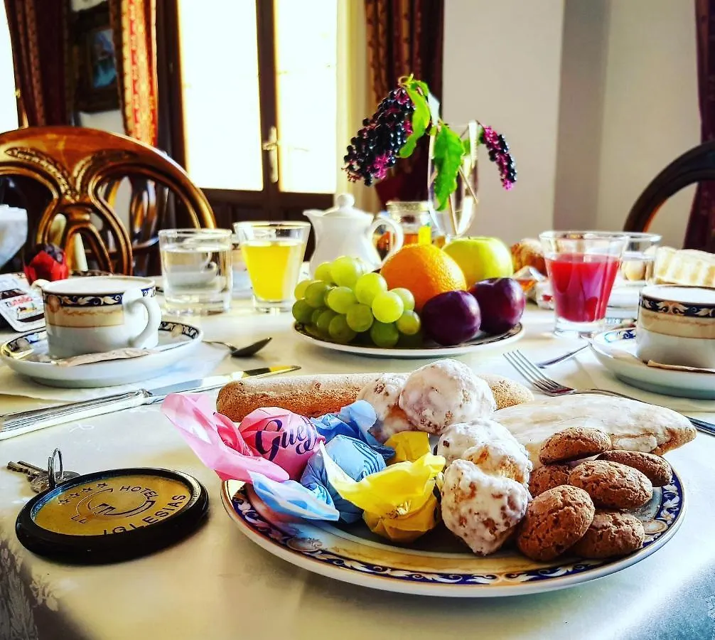 Euro Hotel איגלסיאס